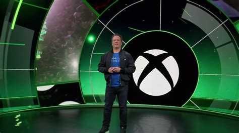 P­h­i­l­ ­S­p­e­n­c­e­r­,­ ­A­c­t­i­v­i­s­i­o­n­ ­A­n­l­a­ş­m­a­s­ı­n­ı­ ­v­e­ ­X­b­o­x­’­ı­n­ ­Ö­z­e­l­ ­O­y­u­n­l­a­r­l­a­ ­İ­l­g­i­l­i­ ­P­o­l­i­t­i­k­a­s­ı­n­ı­ ­K­o­n­u­ş­u­y­o­r­